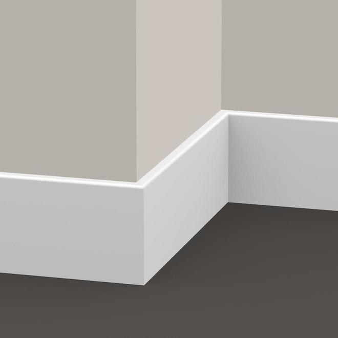 Moulure de plinthe en MDF apprêtée 1/2 po x 4 po x 12 pi