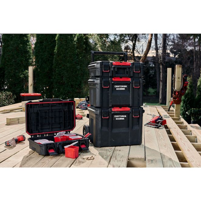 CRAFTSMAN 22-in Storage Tower (Red and Black)