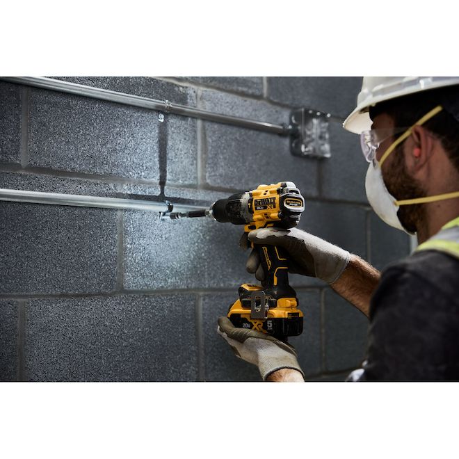 DEWALT 20V MAX XR Brushless Cordless 2-Piece Tool Kit with Two 4.0 AH Batteries and a Charger