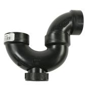Siphon-P femelle en ABS pour tuyaux de drainage de 1,5 po IPEX avec regard de nettoyage