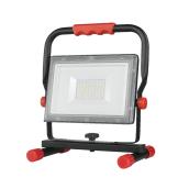 Lampe de travail DEL enfichable portative au profil mince Globe, 2500 lumens, rouge et noir