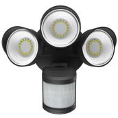 Globe Electric 32W LED Floodlight with 3 Lights and Motion Sensor - Black