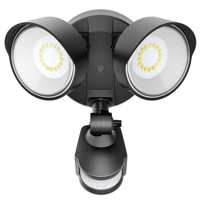 Globe Electric 6W LED Floodlight with 2 Battery-Operated Lights and Motion Sensor - Black