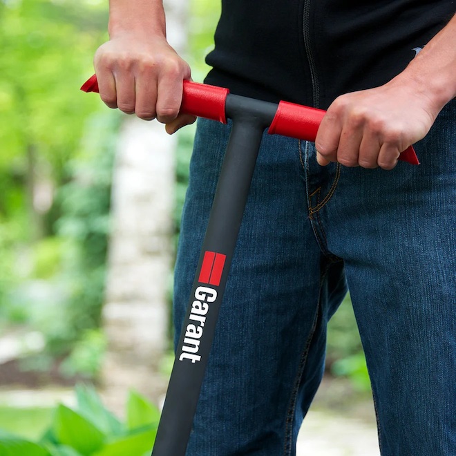 Garant Turf Edger with Comfortable T-Grip - 40.13-in - Red and Black