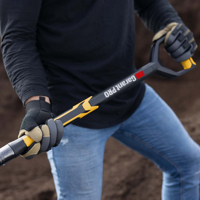 Garant 43.25-in Fibreglass Round Point Shovel