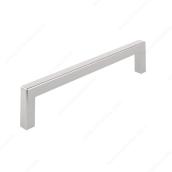 Richelieu Metal Pull Handle - Contemporary - 160-mm - Brushed Nickel