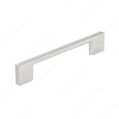 Richelieu Metal Pull Handle - Contemporary - 128-mm - Brushed Nickel