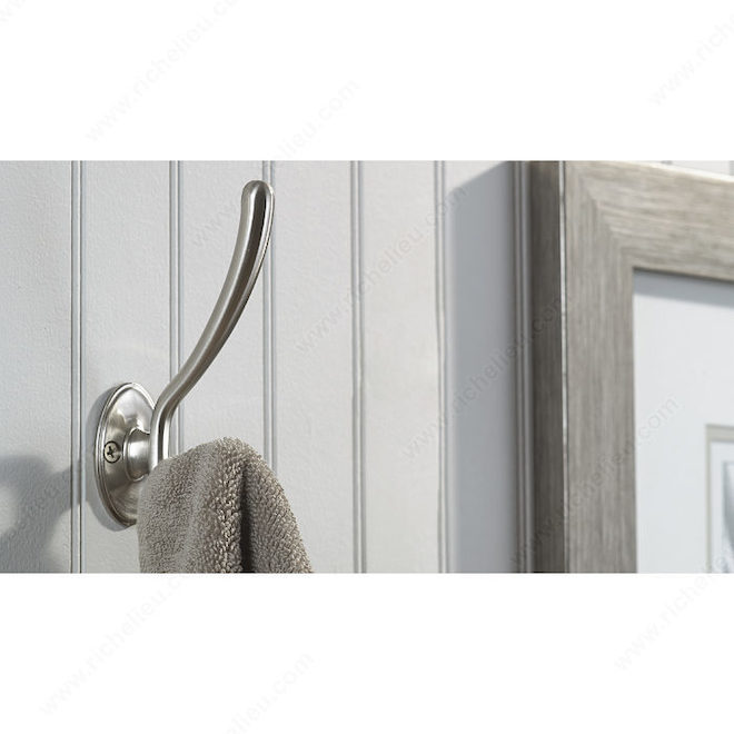 Richelieu Transitional Double Hook - 5 1/64-in H x 1 11/32-in W - Brushed Nickel - Metal