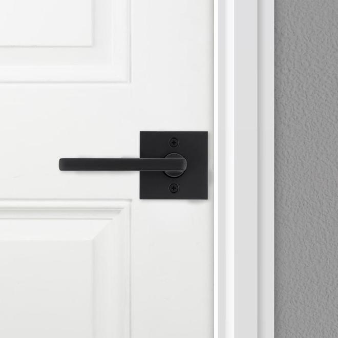 Weiser Halifax Matte Black Door Handle, Reversible Passage Lever, Interior  Door Handles for Hall and Closet Door, Non-locking Hall/Closet Door