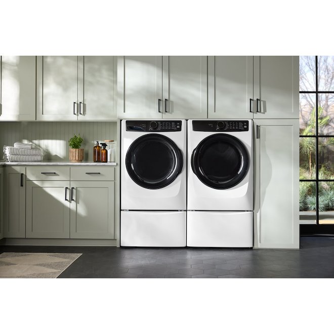 Electrolux 5.2-cu.ft. Front Load Gas Washer with LuxCare Plus Wash - White