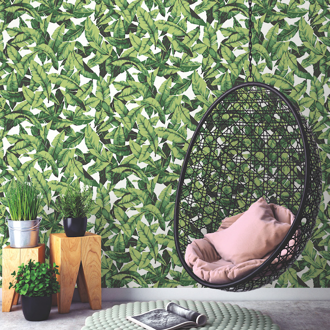 Palm-Leaf Design Wallpaper - Green - 20.5" x 16.5'