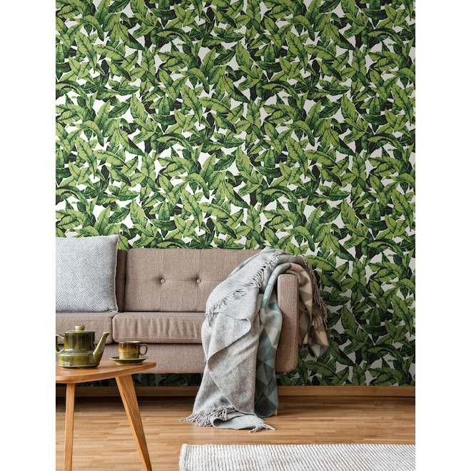 Palm-Leaf Design Wallpaper - Green - 20.5" x 16.5'