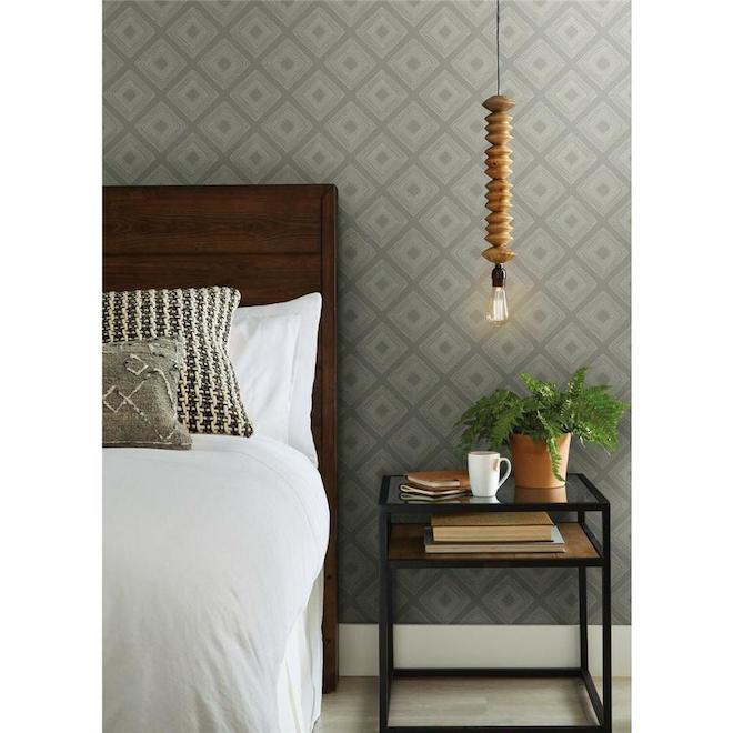 Wallpaper RoomMates Diamond Sketch Light Gray 56 sq ft