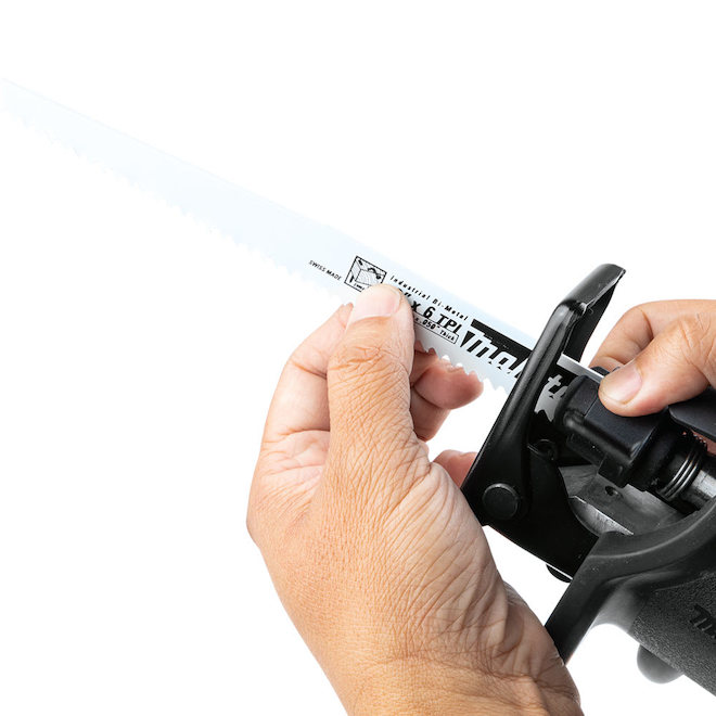 Makita 3000 SPM 12-Amp Variable Speed Motor Corded Reciprocating Saw with Quick Change