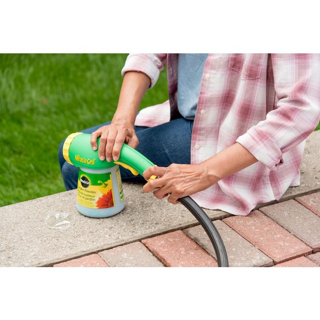 Miracle-Gro Hand Sprayer