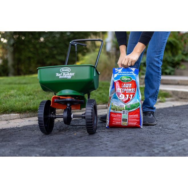 Scotts Lawn Response 3-in-1 Fertilizer Mix 9-1-1 - 8-kg