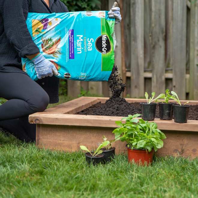 Miracle-Gro 11-10-12 Organic Sea Compost - 7.6 kg