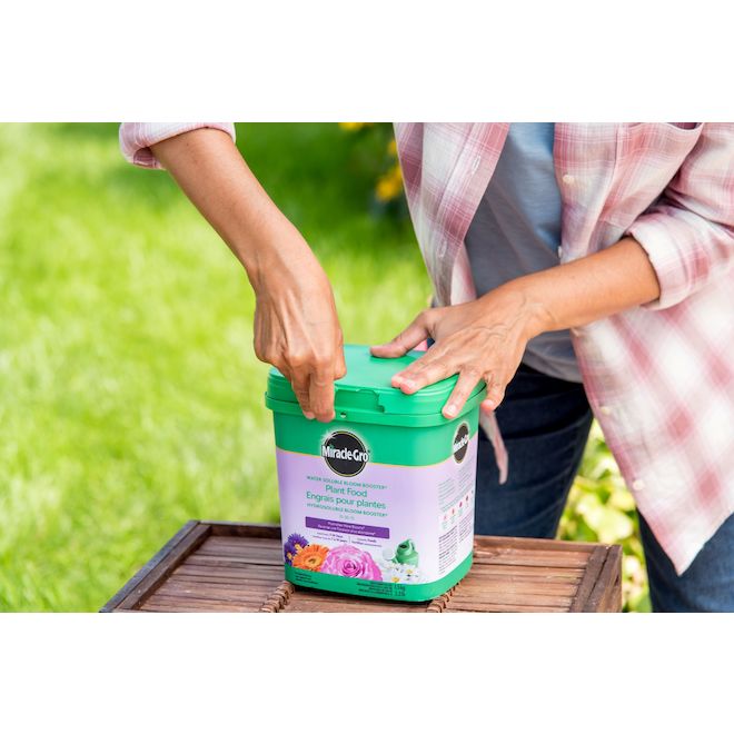 Engrais pour plantes à fleurs Miracle-Gro Bloom Booster, hydrosoluble, 3,3 lb