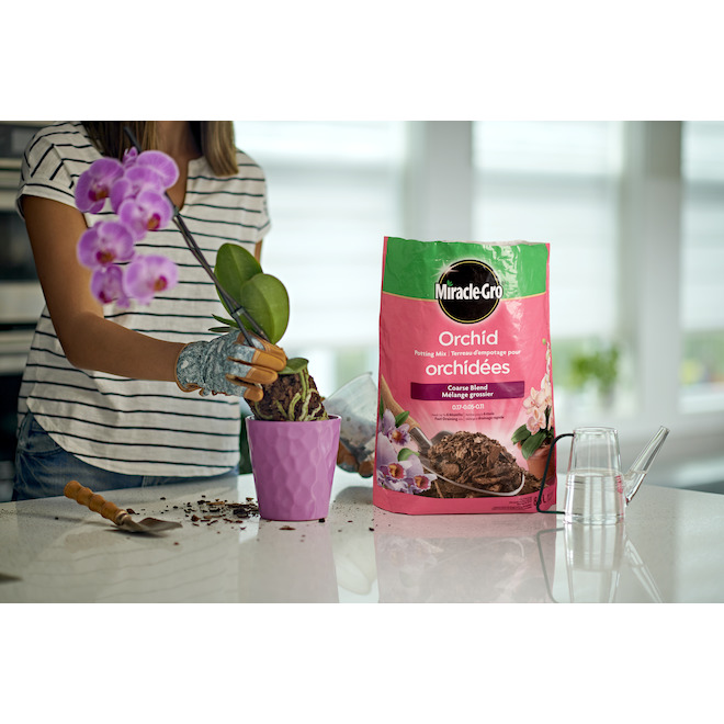 Miracle-Gro Orchid Potting Soil 8.8 Litres