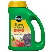 Engrais Shake 'n Feed Miracle-Gro pour plantes tout usage, 2,04 kg