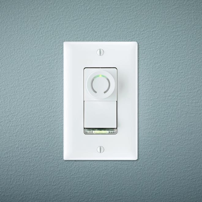 Legrand Trademaster 1-Gang Jumbo Decorator Rocker Wall Plate (White)