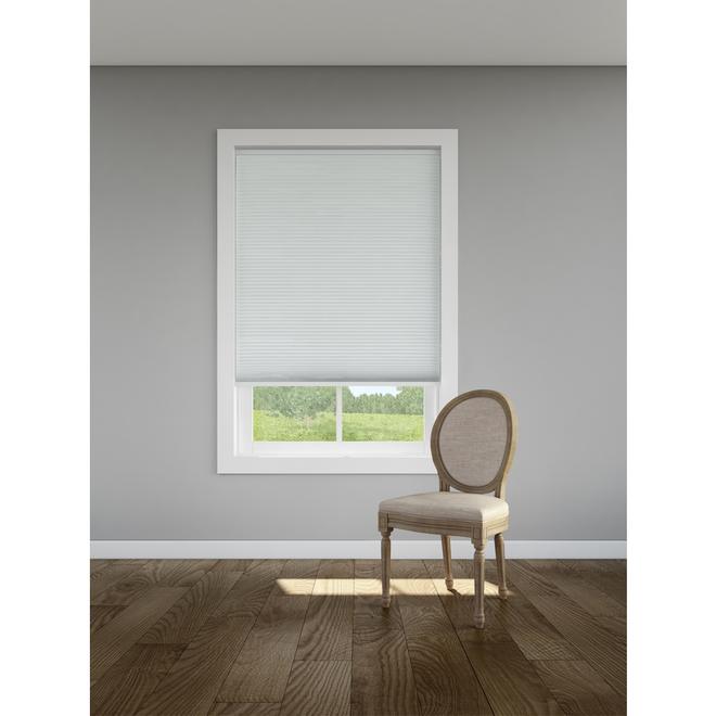 LEVOLOR Snow BO Cellular Shade Cordless 30-in x 72-in