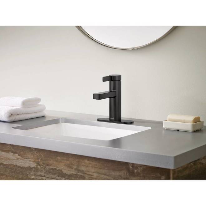 MOEN Beric Bathroom Faucet with 1 Handle - Matte Black