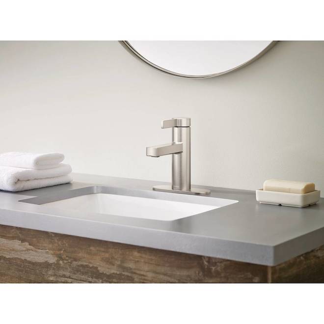 MOEN Beric Bathroom Faucet with 1 Handle - Brushed Nickel