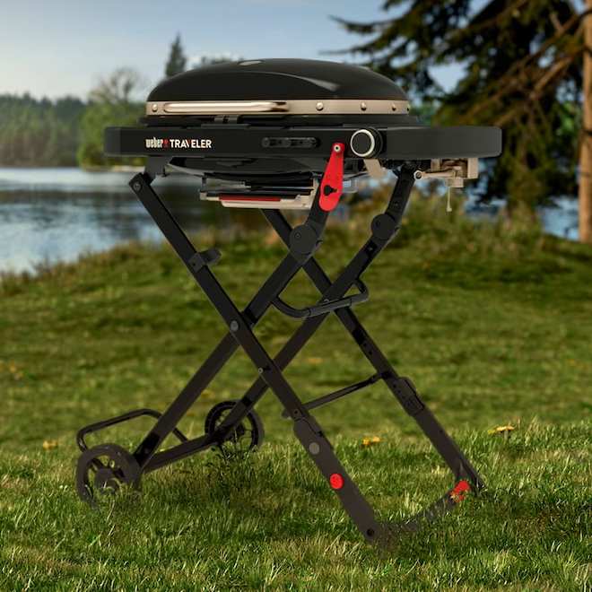 Weber Traveler 12,000-BTU Black Portable BBQ