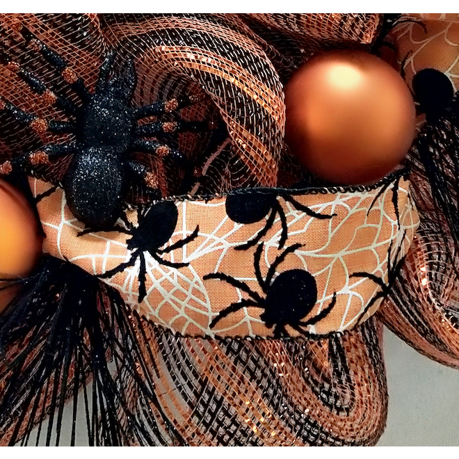 Holiday Living Halloween Wreath Spider Orange 22-in STSU230022LOW | RONA