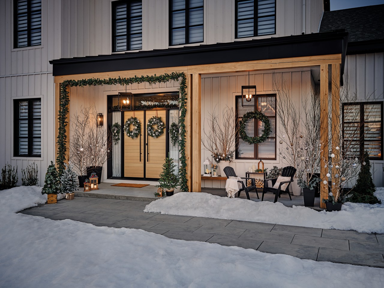 Holiday Living Christmas Eucalyptus Tree with LED Light and Pot 4-ft