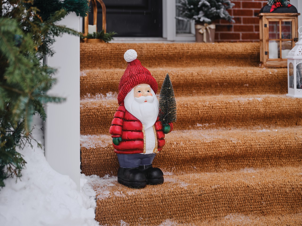 Holiday Living Santa Resine LED 24.59-in
