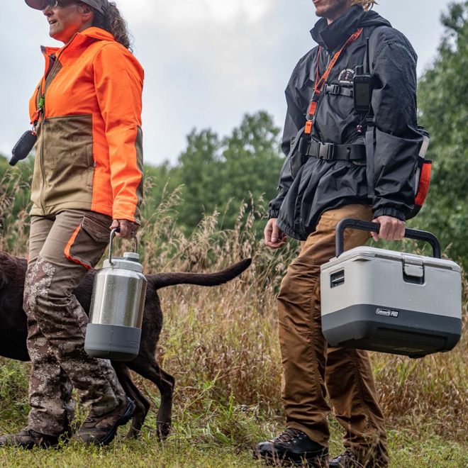 Coleman 14-Can Pro Cooler 16-L - Beige