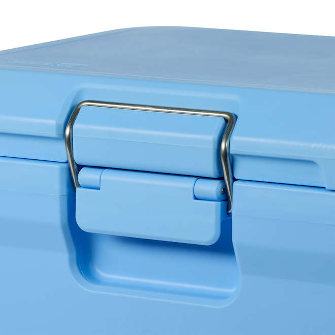 Coleman Pro 74-Can Cooler 42-L - Sky Blue