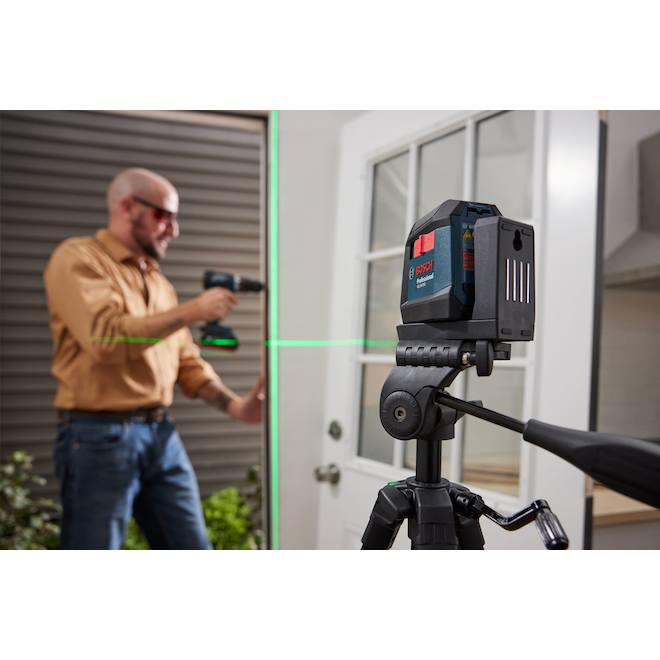 Bosch VisiMax Self-Leveling Cross-Line Laser with Support Green Beam 50-ft