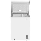 Midea 23.6 x 33.5 x 22-in 5.1-ft³ Manual Defrost Chest Freezer - White