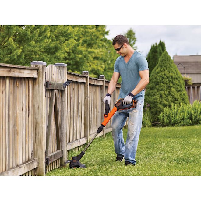 BLACK & DECKER BLACK+DECKER 20 V 12-in Straight Cordless String Trimmer  with Battery and Charger Included LST522-CA