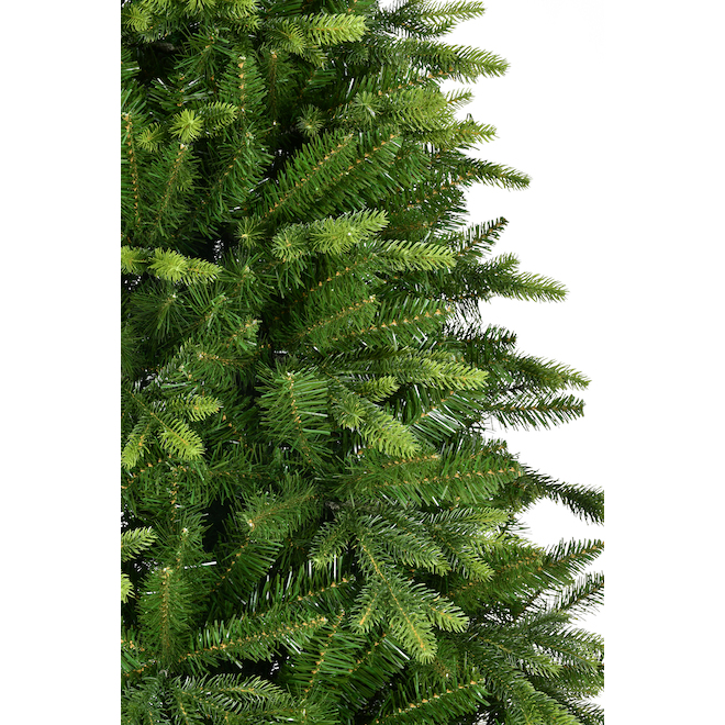 Holiday Living 7.5-ft Unlit Artifical Northern Fir Christmas Tree