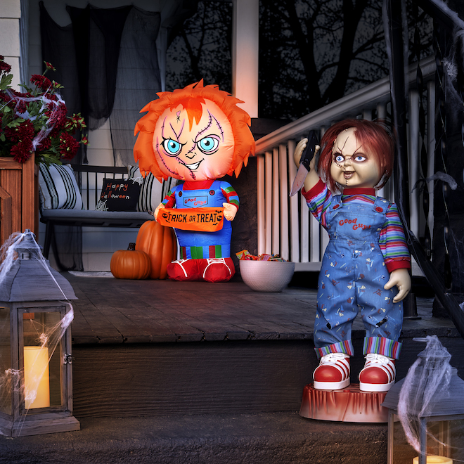 Universal Animatronic Musical Halloween Chucky Decoration