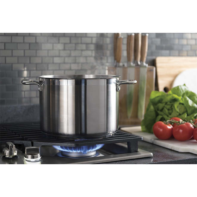 GE Profile Gas Cooktop - 5 Burners - 36-in - 18,000 BTU - Stainless Steel