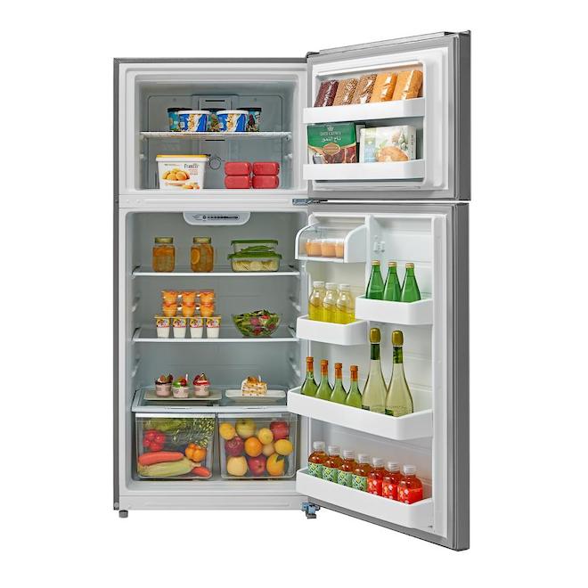 GE Top-Freezer Refrigerator - 30-in - 18.02-cu ft - Stainless Steel