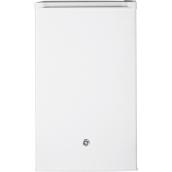 GE 4.4-cu ft White Freestanding Compact Refrigerator with Freezer Compartment