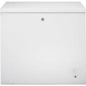 GE Chest Freezer of 7-cu.ft. - 32.1 x 33.5 x 21.7-in - White