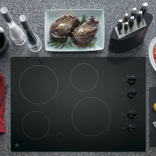 GE Electric Built-In Glass Cooktop 30-in - Black