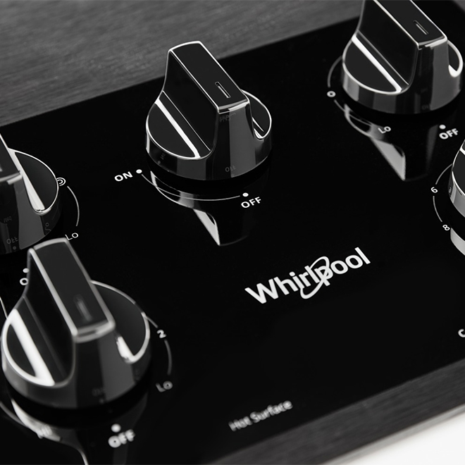 Surface de cuisson Whirlpool à 5 brûleurs, 36 po, noire