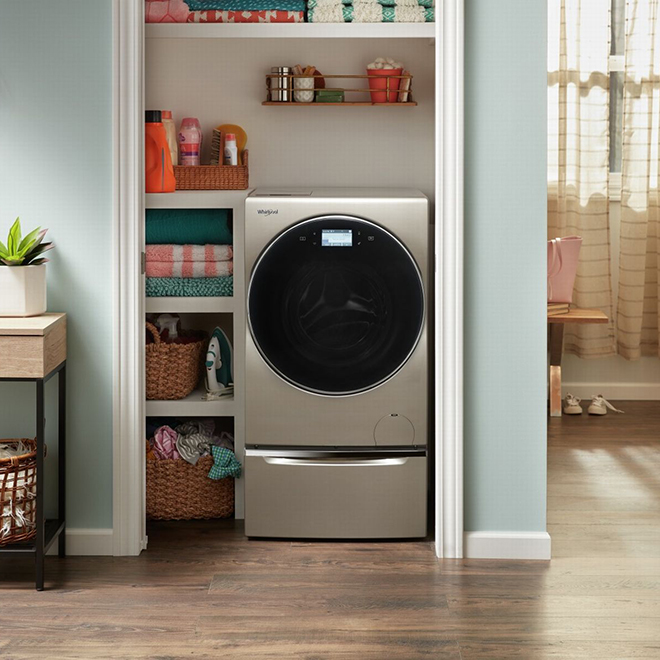 WE302NG  Samsung 30 Washer/Dryer Pedestal - Oynx