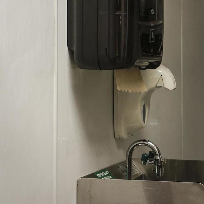 Sequentia 8-ft White End Cap