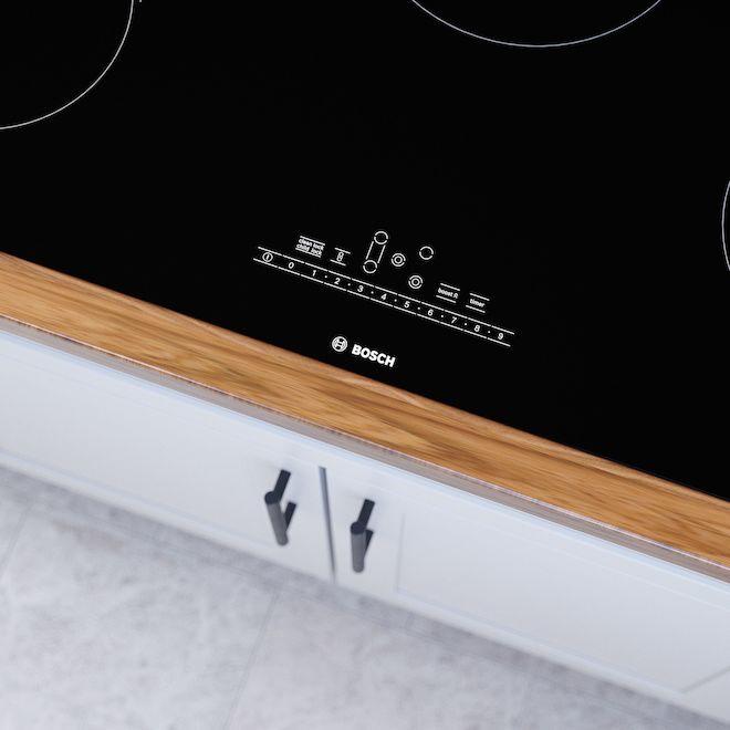 Surface de cuisson électrique de 36 po série 800 de Bosch, 5 élements, noir