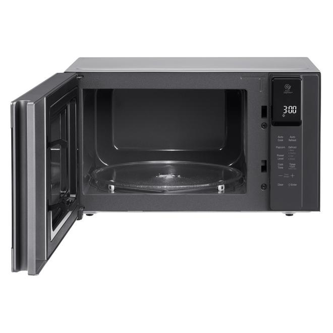 LG NeoChef Compact Countertop Microwave Oven - 0.9-cu ft - 1000 W