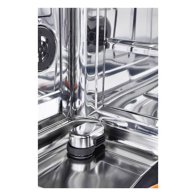 LG Studio 24-in Stainless Steel Built-In Dishwasher with Dynamic Heat Dry and High Pressure Jets